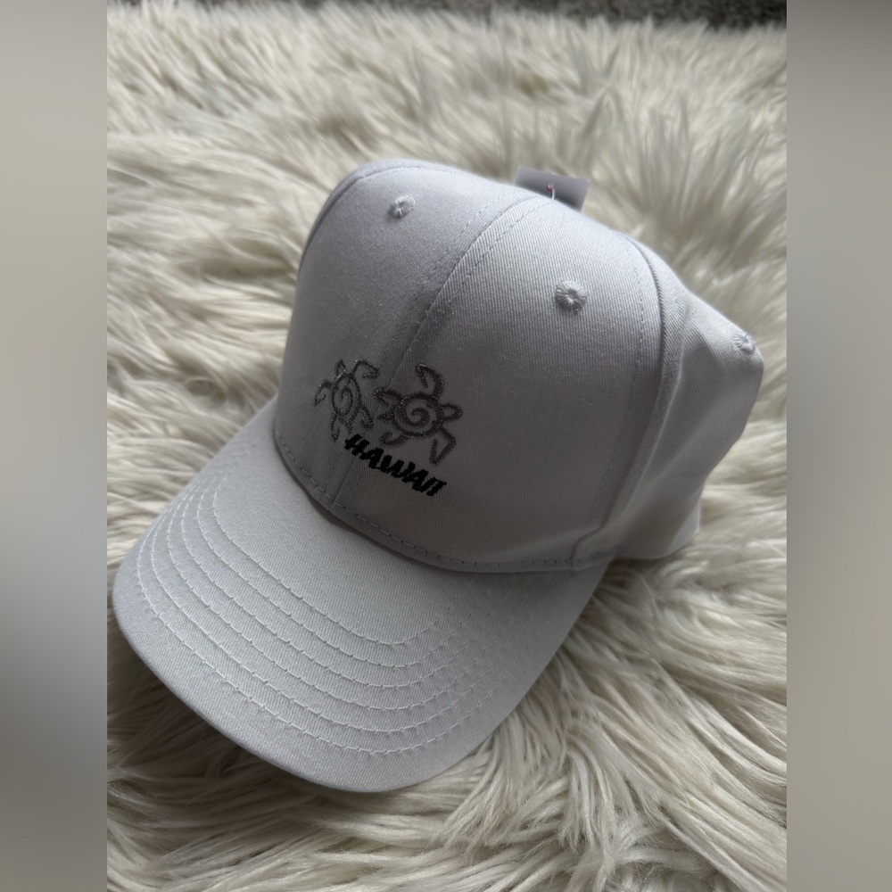 NEW Hawaii embroidered cap